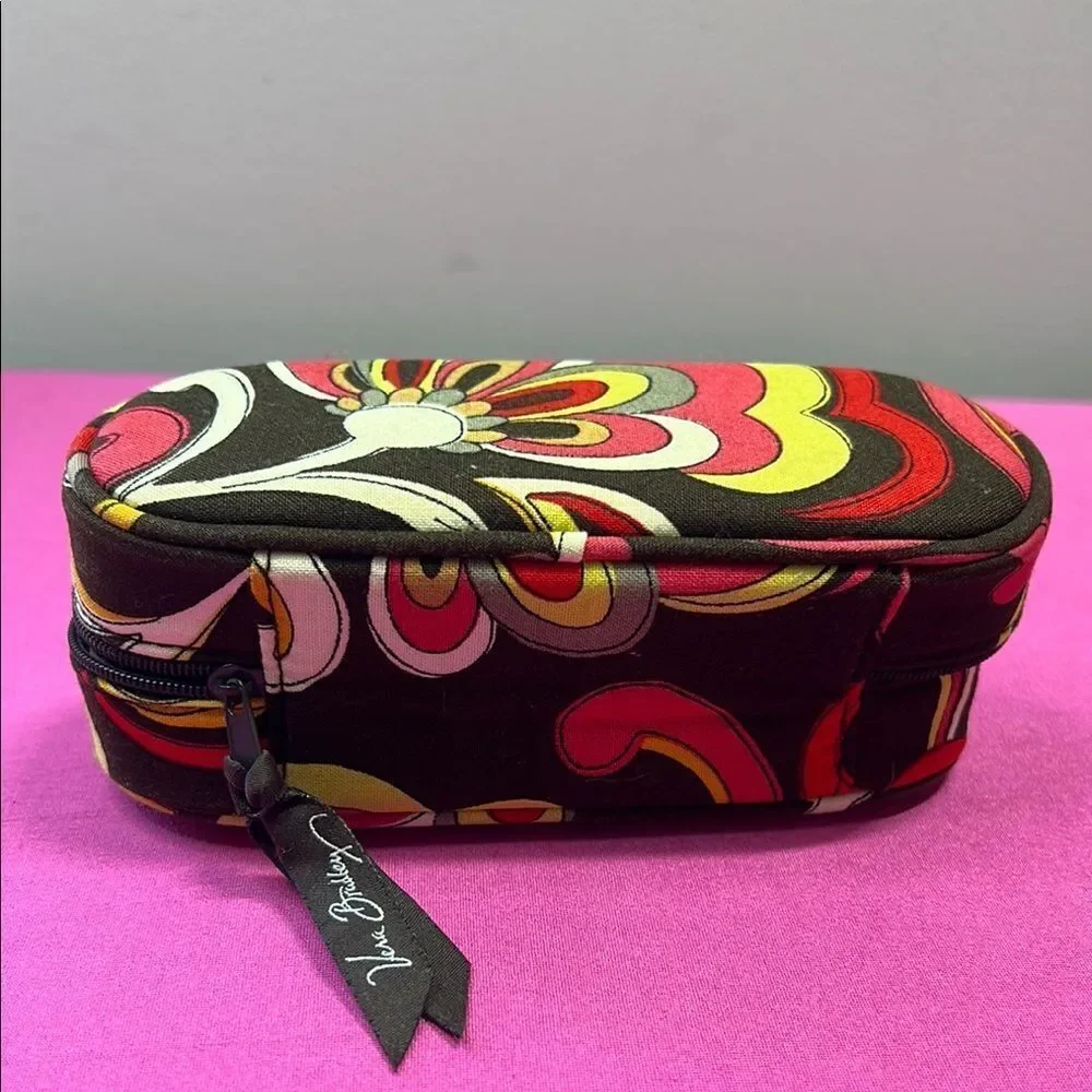 Vera Bradley Puccini Glass Case NWOT